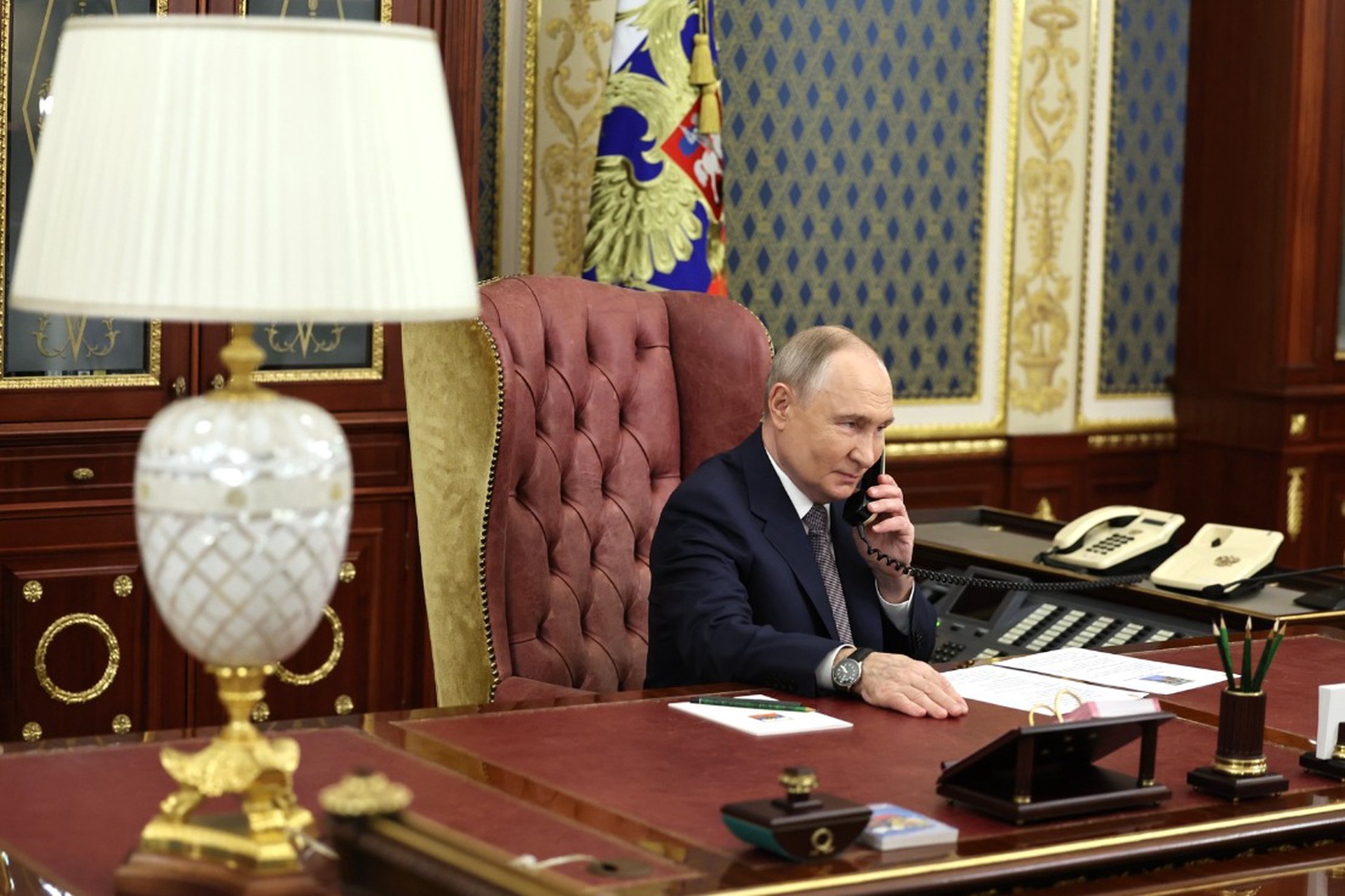 Кремль: Путин проведёт международный телефонный разговор