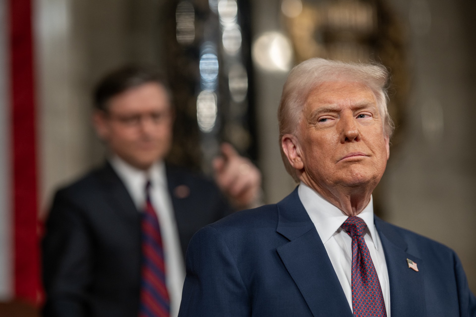 Белый дом: Трамп хочет полностью прекратить огонь на Украине